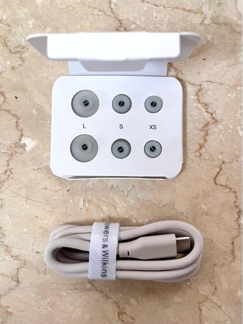 新品未使用 Bowers & Wilkins Pi6 完全ワイヤレスイヤフォン