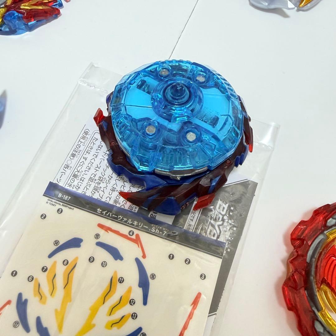 おまけ付き　ベイブレード バースト　まとめ売り ランダムブースター