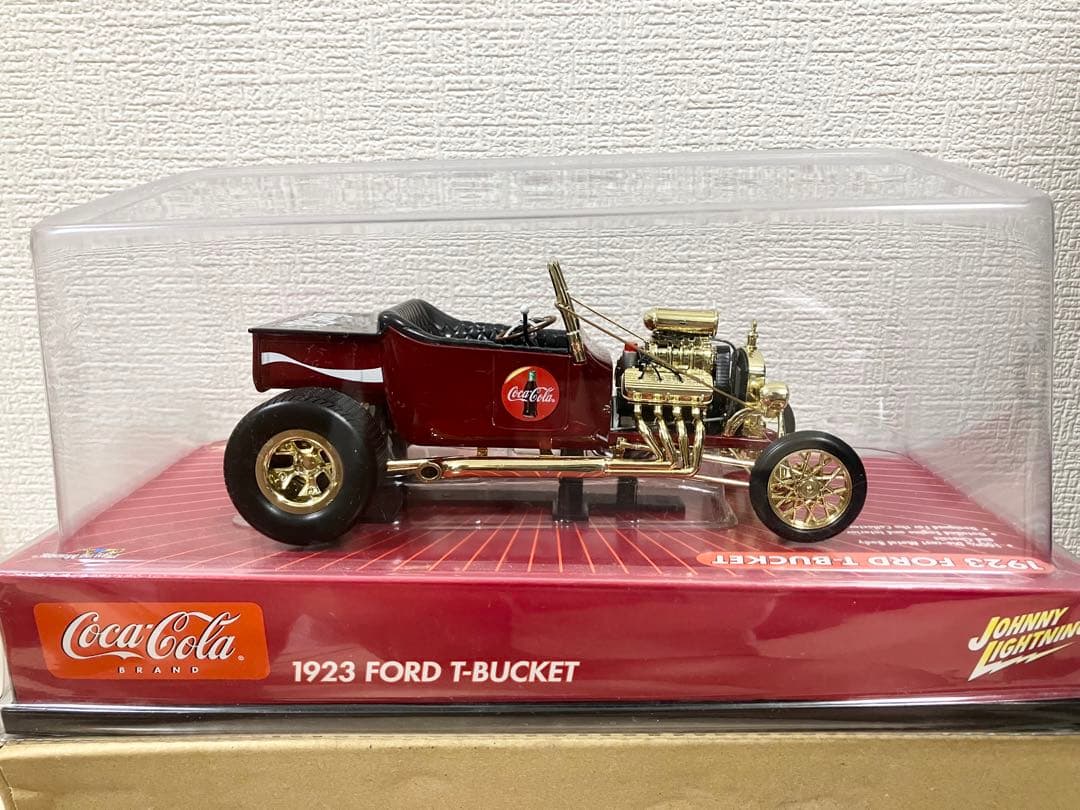 ダイキャスト ジョニーライトニング 1923 Ford 1/18 コカコーラ
