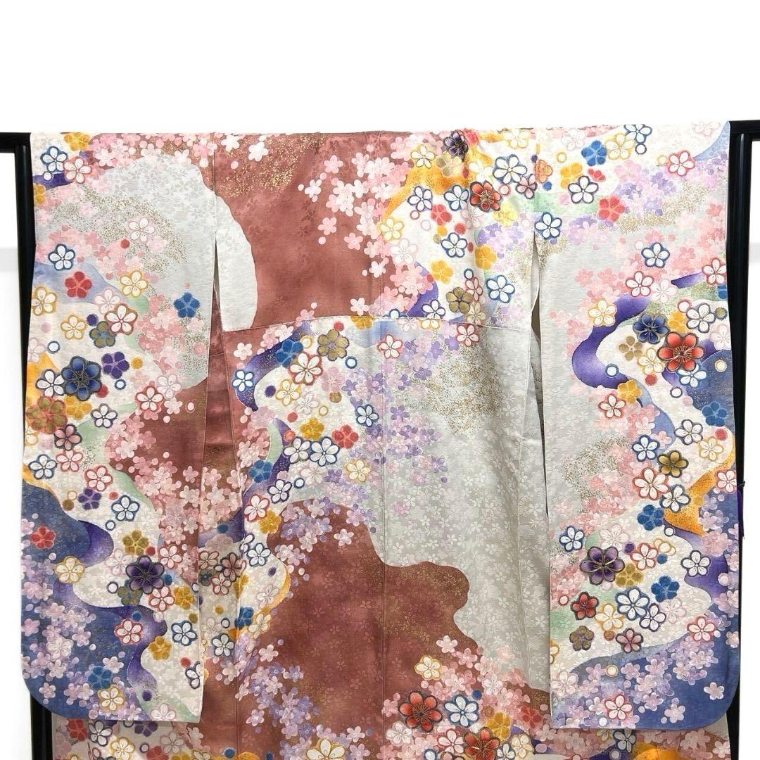 金駒刺繍　金彩　花模様　梅花　振袖　着物　013a p