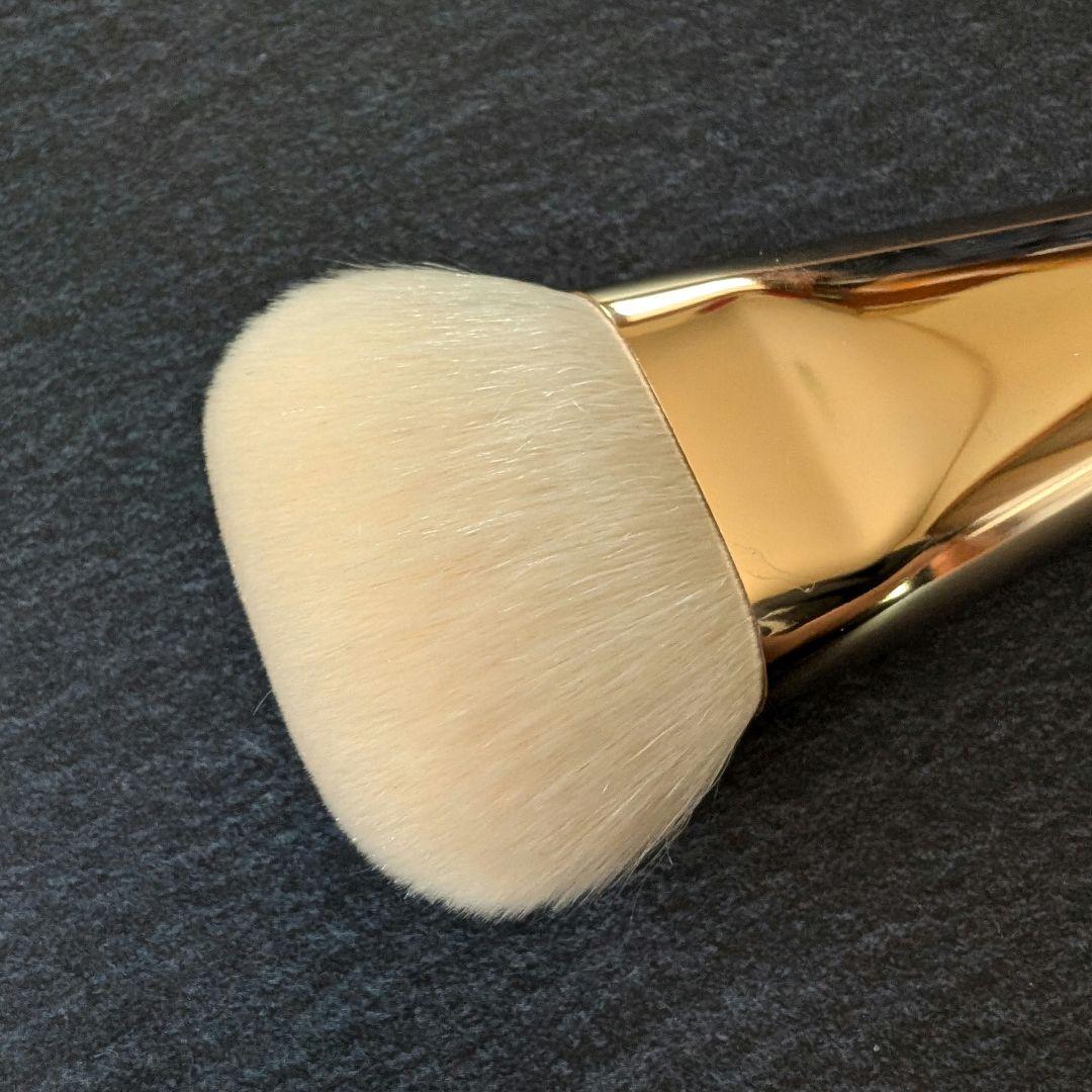 美品☆ウエダ美粧堂　ファンデーションブラシ　B-FD-01　ビショウドウ