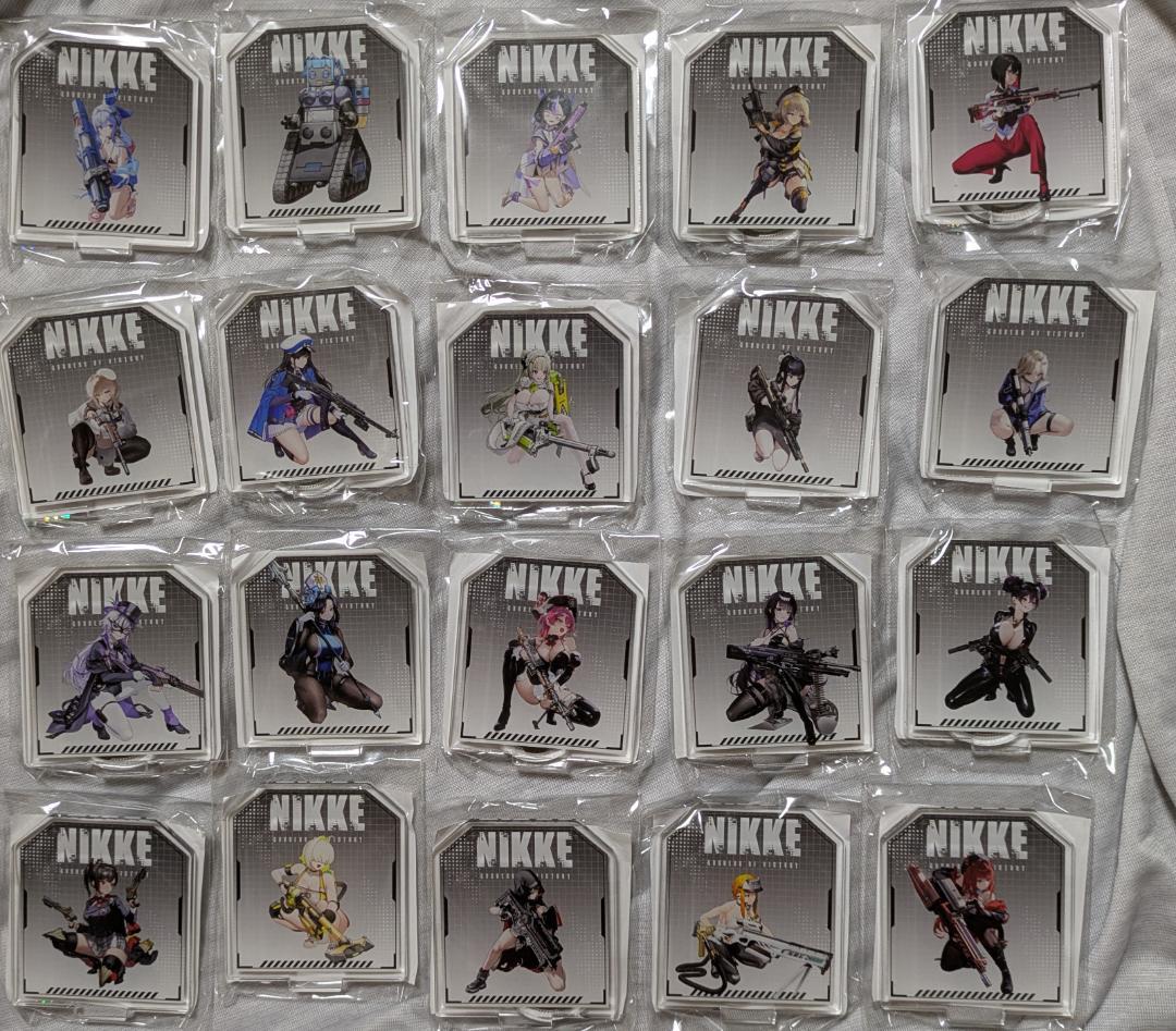 NIKKE タイトー　ミニアクリルスタンド