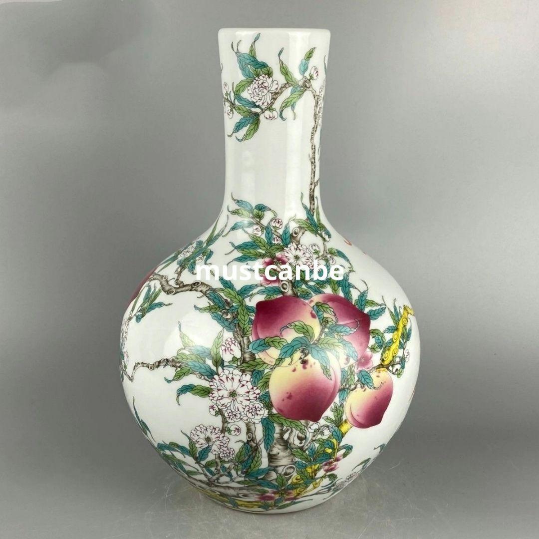 大清乾隆粉彩寿桃天球瓶 景徳鎮 陶磁器 装飾品 現代工芸品 美術品 置物