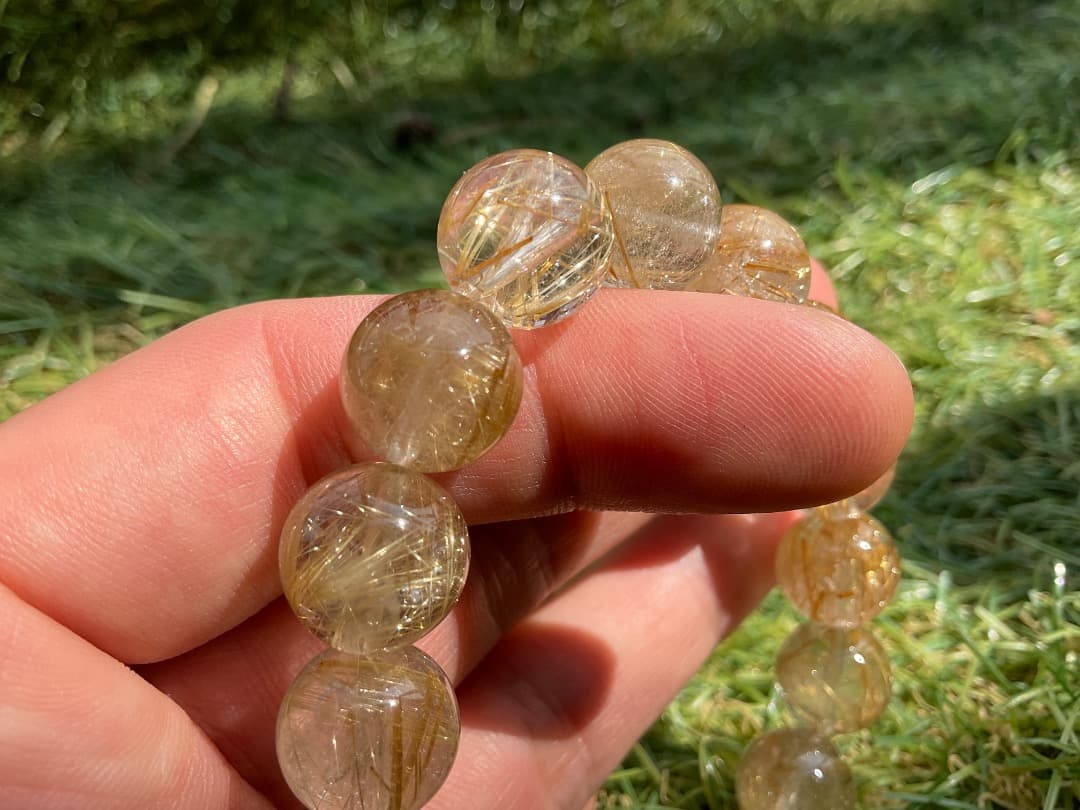 最終価格タイチンルチルクォーツブレスレット約12mm玉内周約16.5cm