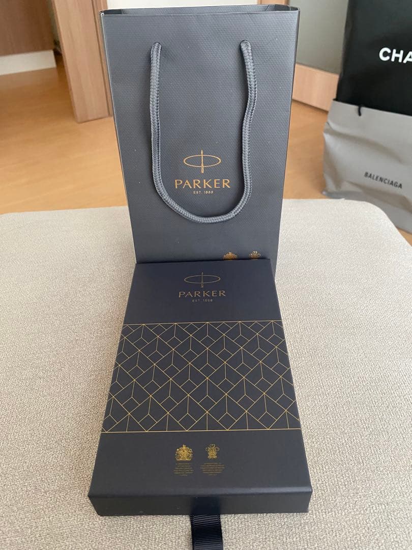 PARKER 赤 ボールペン 本体 レザーケース付き