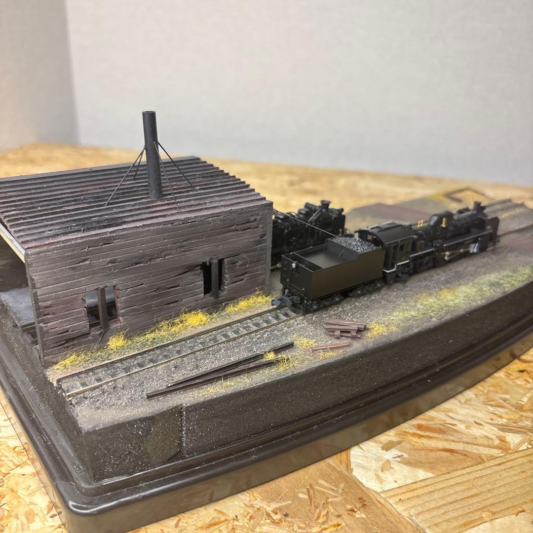 【ケース付き】Nゲージ 車庫付きジオラマ