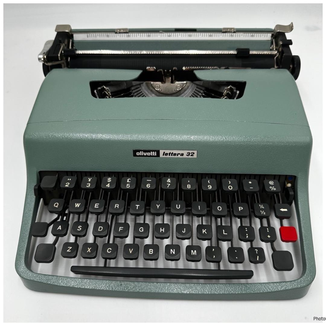 【希少】GUCCI グッチ　タイプライター　ディスプレィ　GG柄