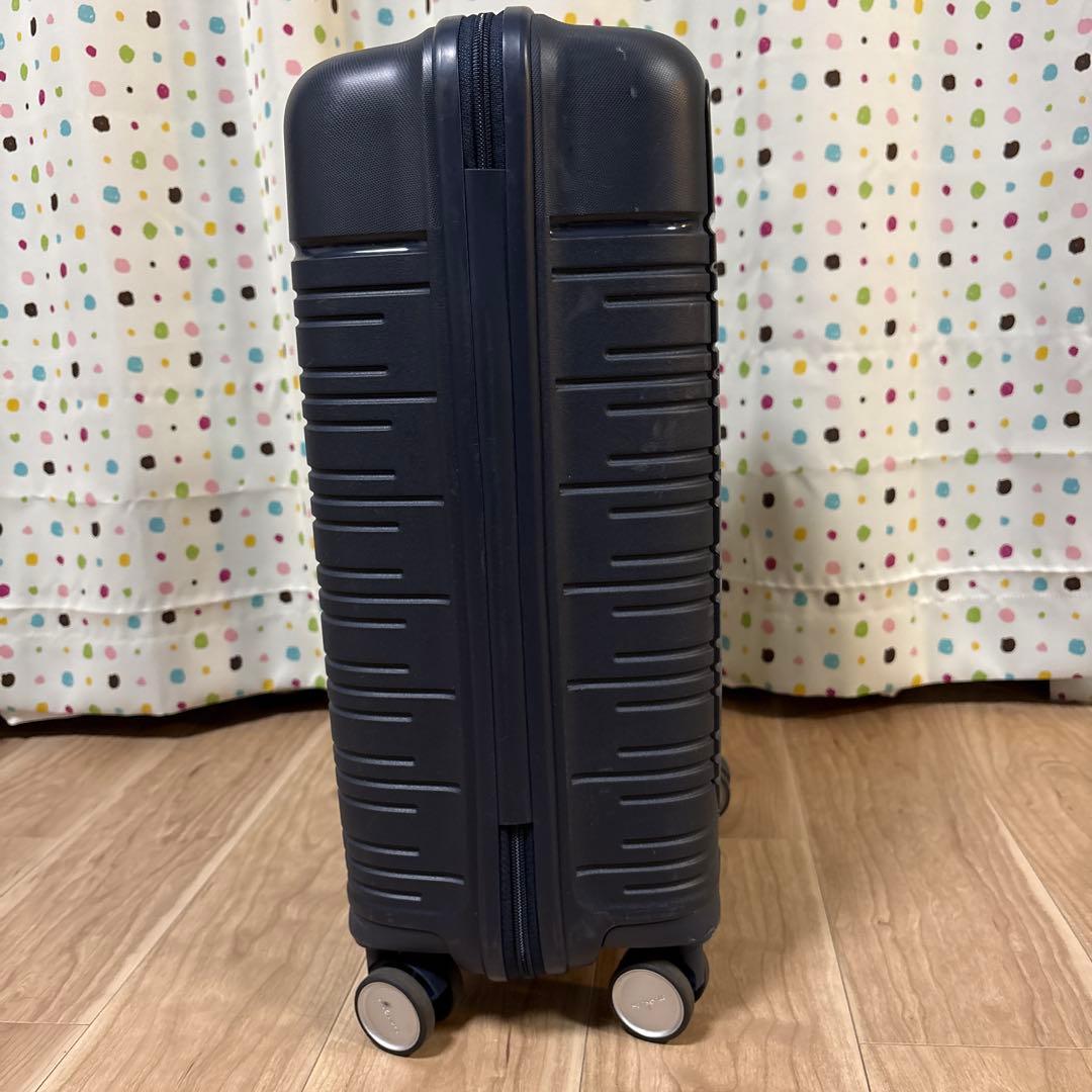 Samsonite TSAロック付きキャリーケース 機内持ち込みOK【未使用品】