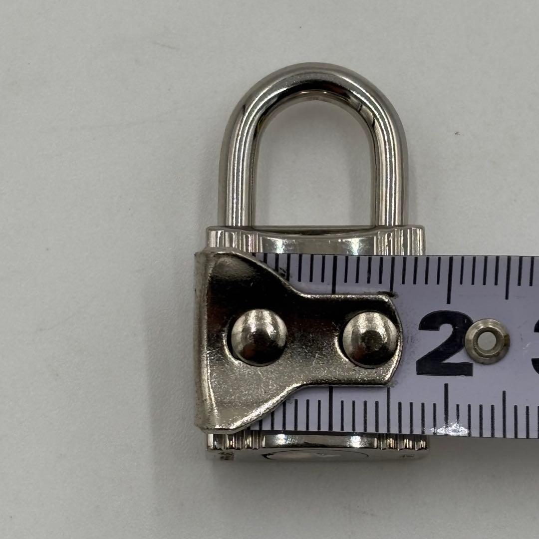 HERMES エルメス カデナ パドロック 南京錠 鍵 キー No102