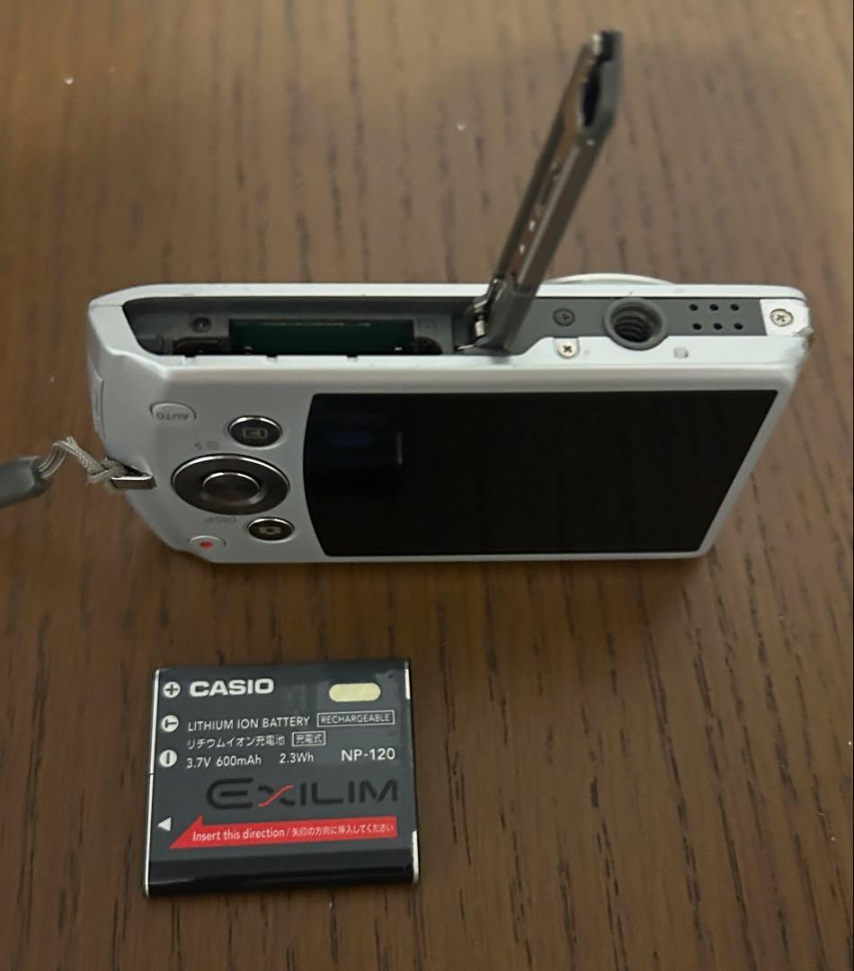 ゆ*た様 ⭐︎美品⭐︎CASIO EXILIM EX-S200 動確済