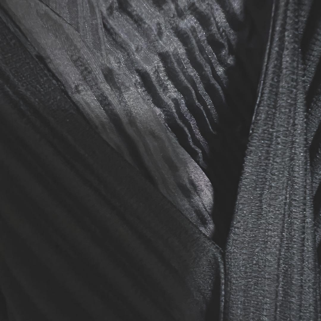 オムプリッセイッセイミヤケ　ロングコート　ロング羽織り　ブラック