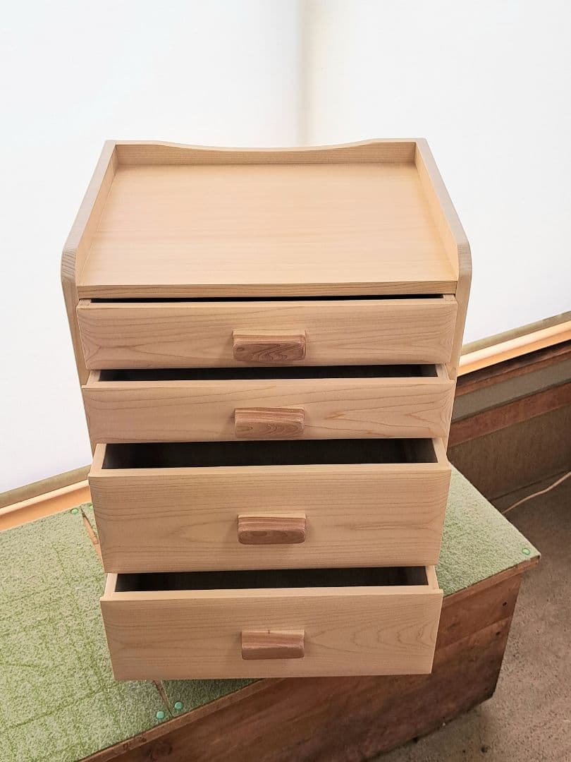 NIKE 様へ ご注文いただきました ワゴンが 完成しました。