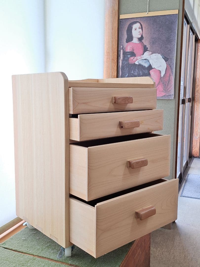 NIKE 様へ ご注文いただきました ワゴンが 完成しました。