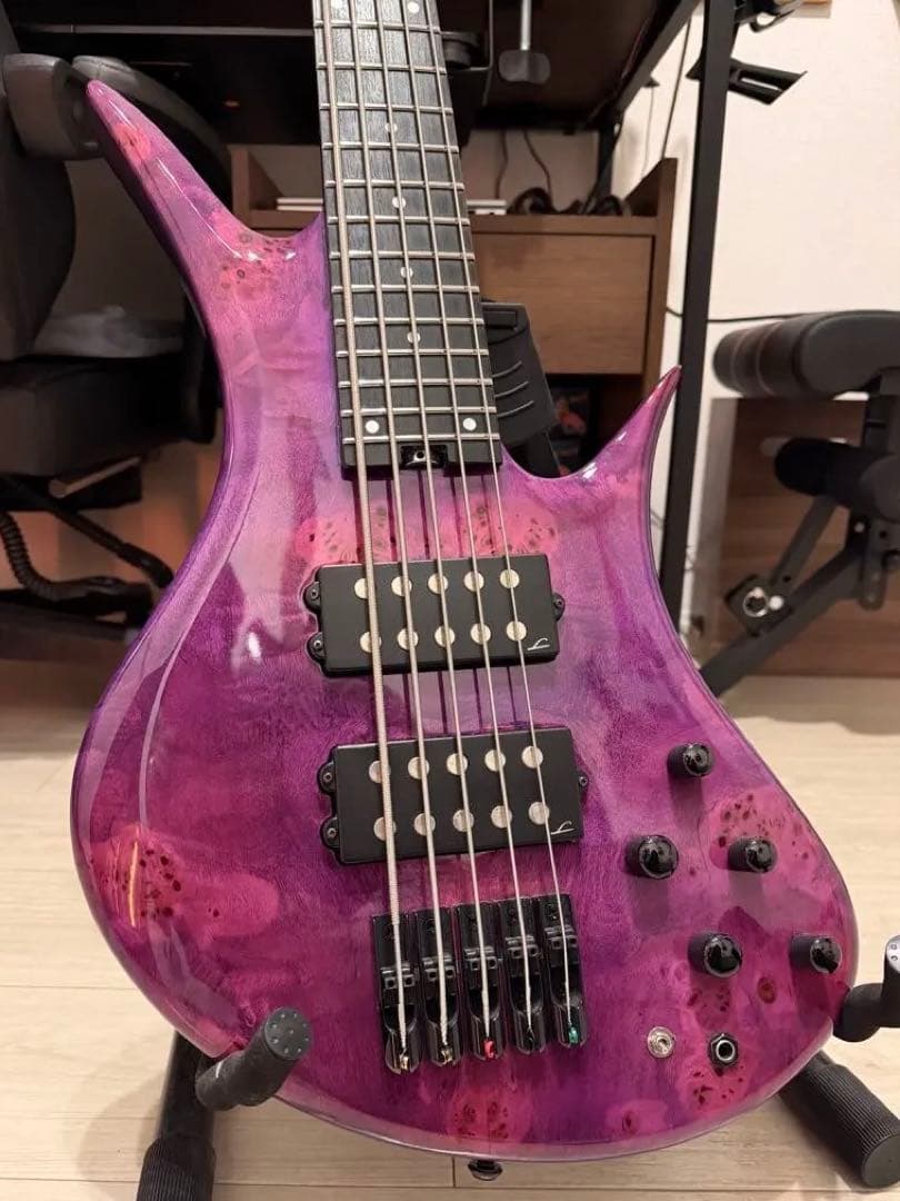 Legator HB5SS 5弦ベース