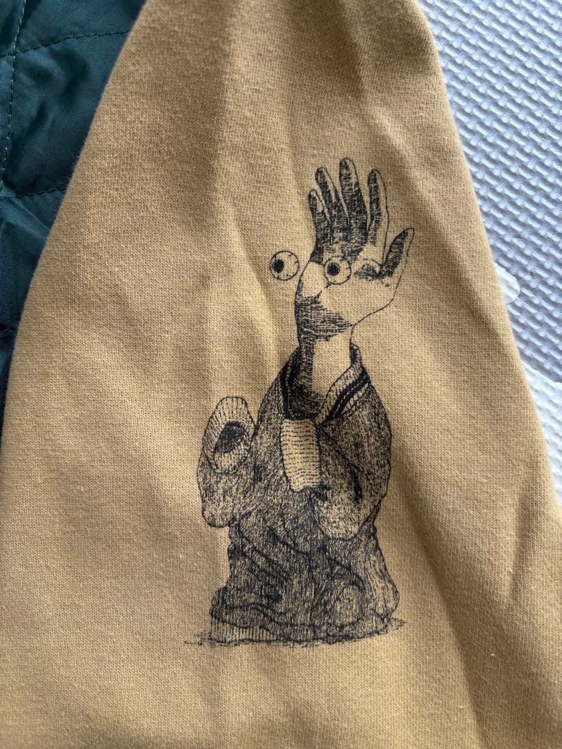 米津玄師 HOWL かいじゅうパーカー Mサイズ　パーカー