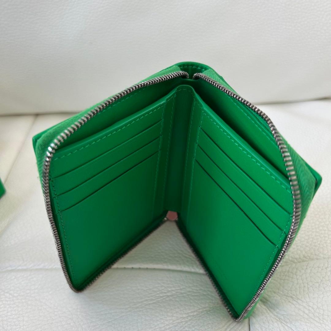 ボッテガヴェネタ 二つ折り財布 ジップ