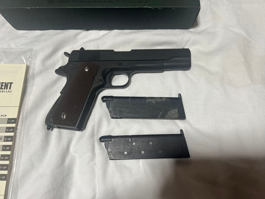 東京マルイ　m1911 コルトガバメント　ガスガン　マガジン２個