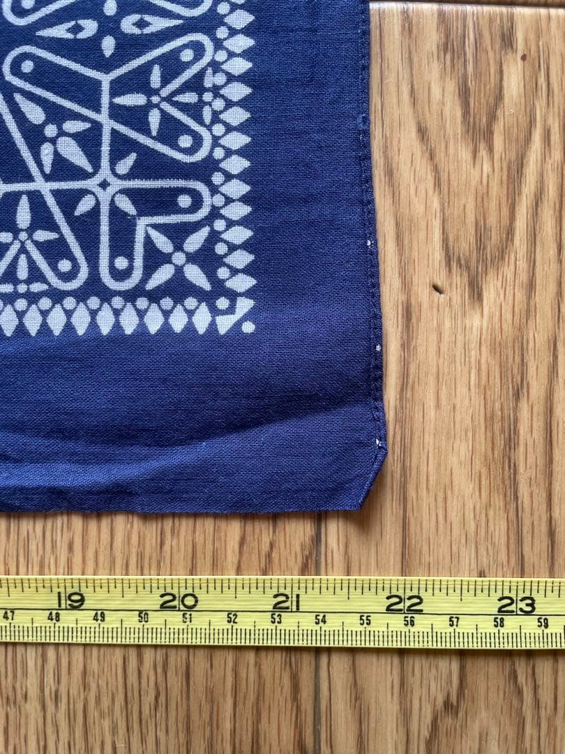 希少　ヴィンテージ　バンダナ　　クロス柄　　ネイビー　黒　USA製　断捨離