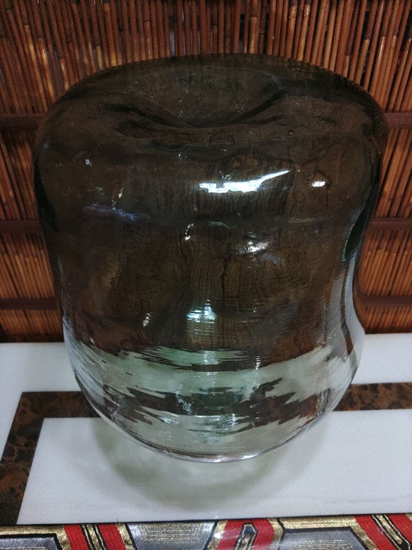 特大瓶　デミジョンボトル　グリーン　昭和レトロモダン　かわいいガラス瓶　ガラス製