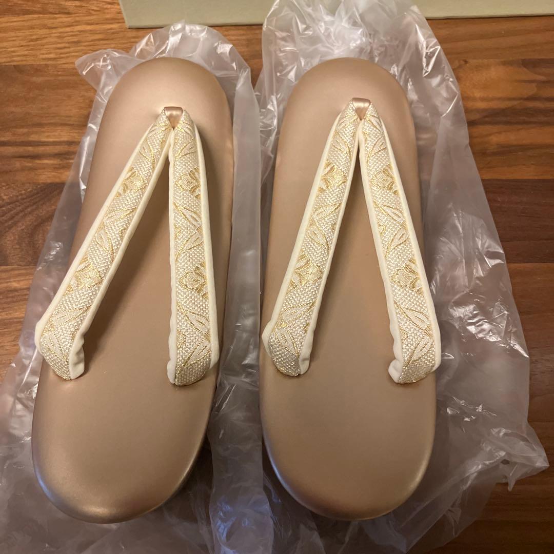 Pearltone ゴールド 和装用バッグ草履セット　紗織