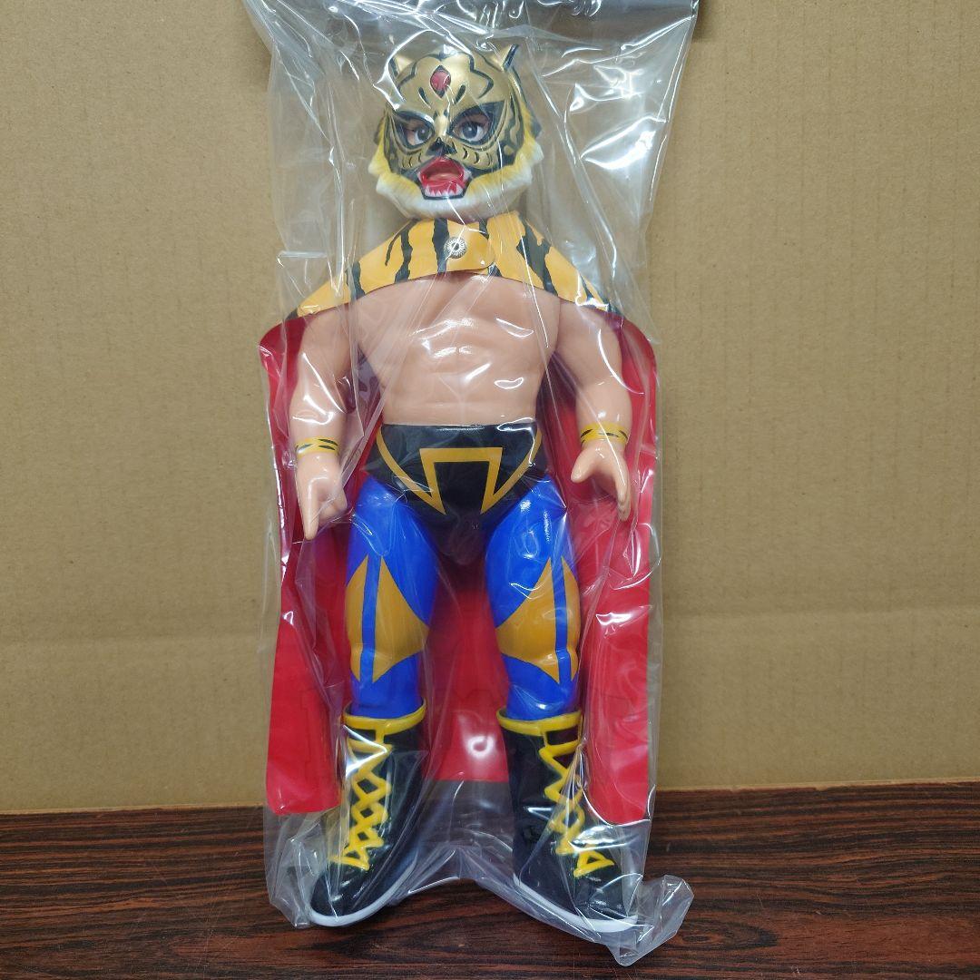 ソフビ・ファイティングシリーズ　初代タイガーマスク　SFS