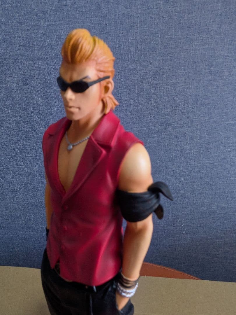 FBC 坊屋春道シャツver. ダイブ版(台座·パッケージなし)