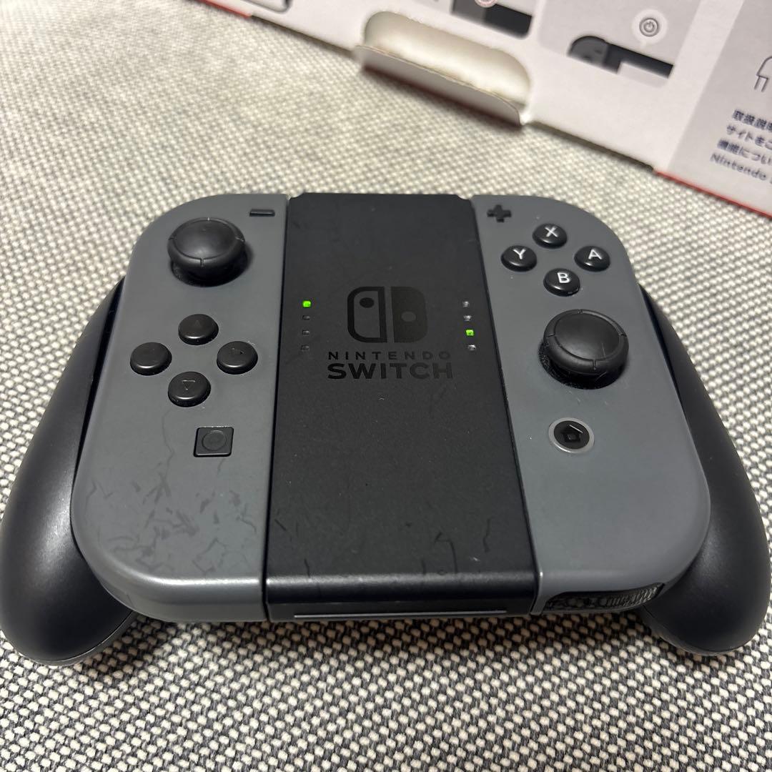 Nintendo Switch 本体　ブラック　グレー　コントローラー