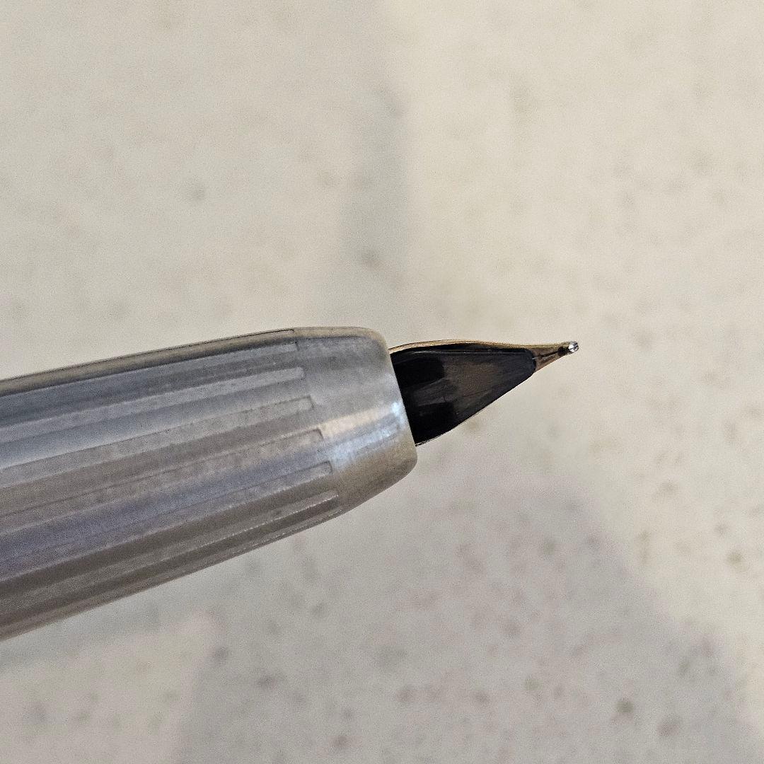 PILOT キャップレス ストライプ 蝕刻 14K ヴィンテージ万年筆