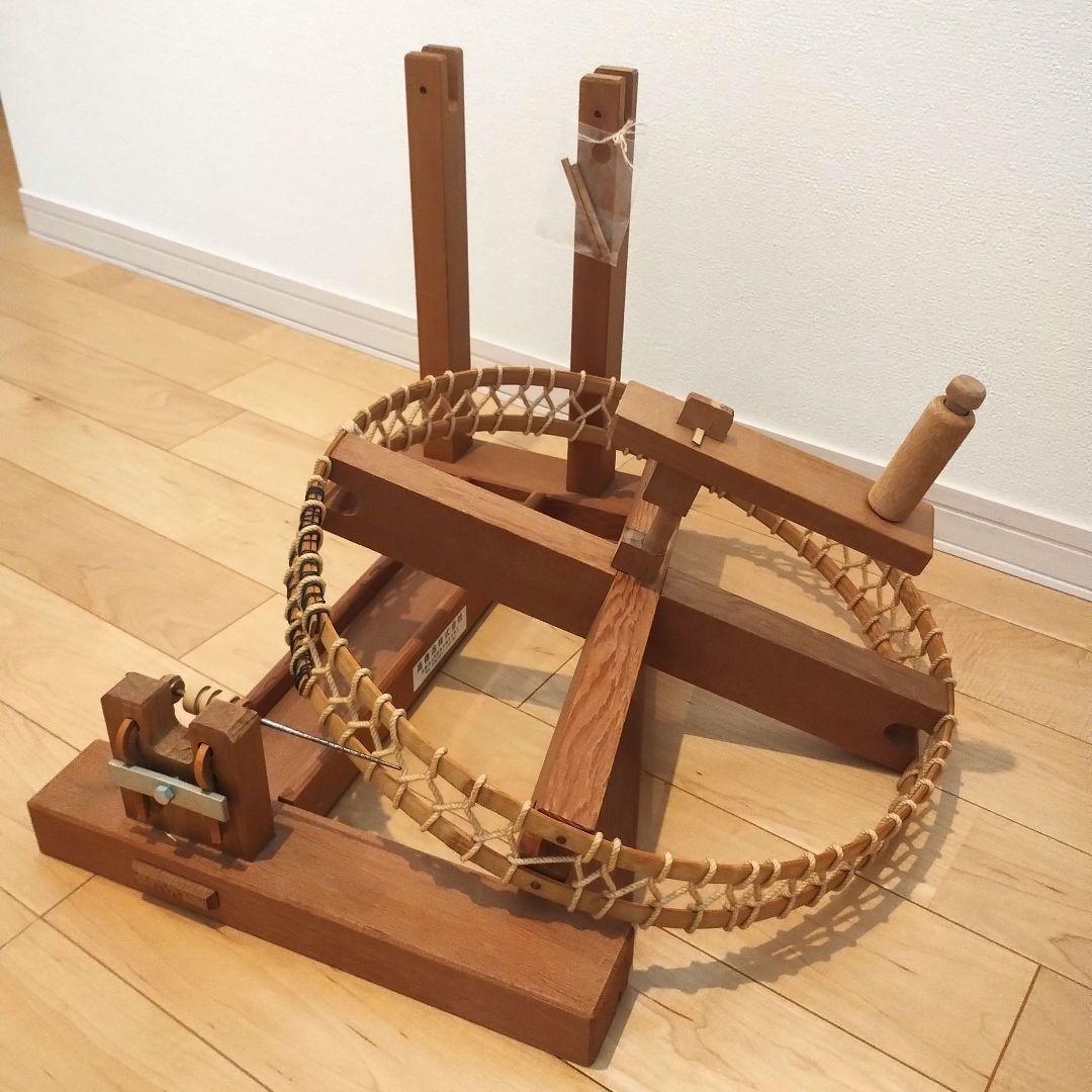 機織り　手織り　糸巻き　糸紡ぎ機　管巻き機　土台 ＆ 回転ハンドル付き