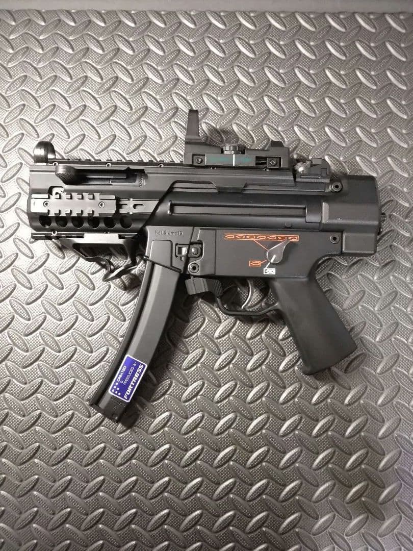 東京マルイ　電動ガン　クルツ　ハイサイクル