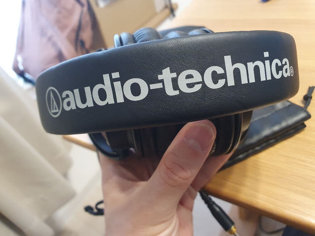 ヘッドホン Audio-Technica professional ATH-M40X