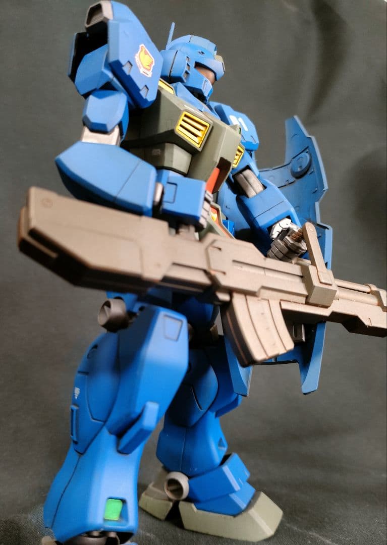 ガンプラ 塗装済完成品 MG 1/100 RGM-79Q ジムクゥエル