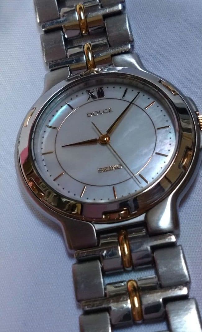 セイコー　ドルチェ　シェル文字盤　美品！①