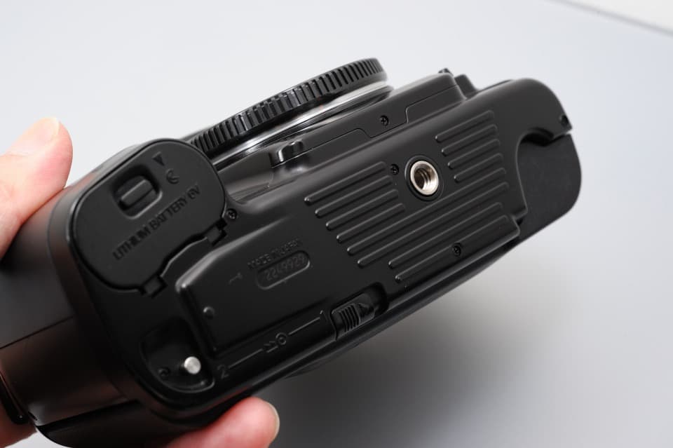 Nikon F-601 撮影可能現役機 + AF 50mm/F1.4D セット