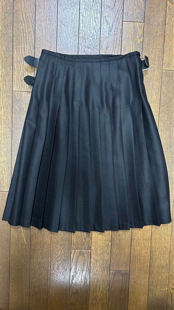 O'NEILL OF DUBLIN 牛革プリーツスカート GB10