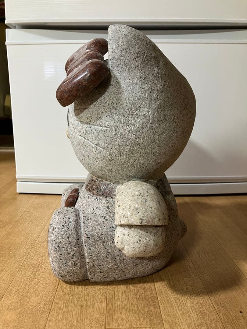 ハローキティ 石像