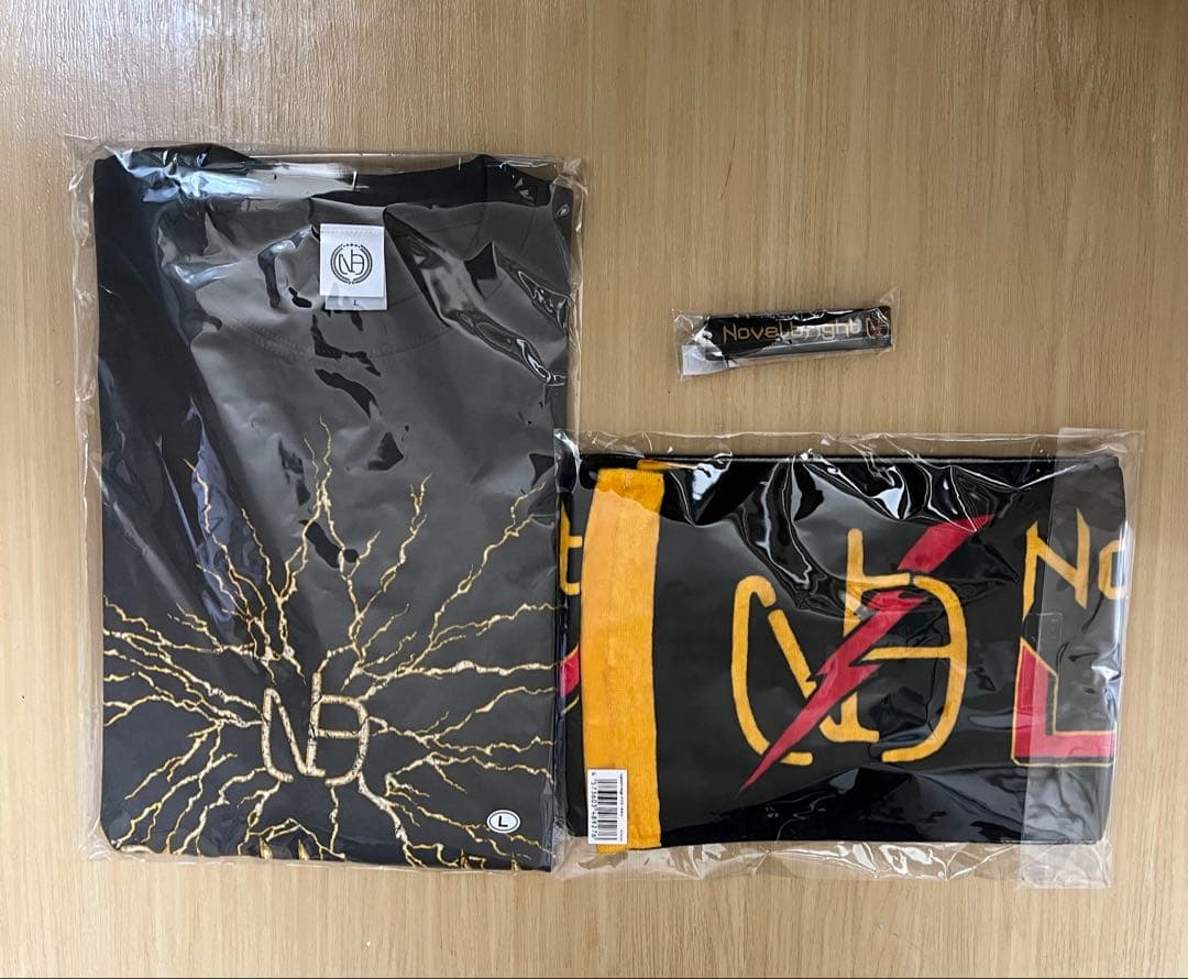 Novelbright Lighter's High シャツ ラババン タオル