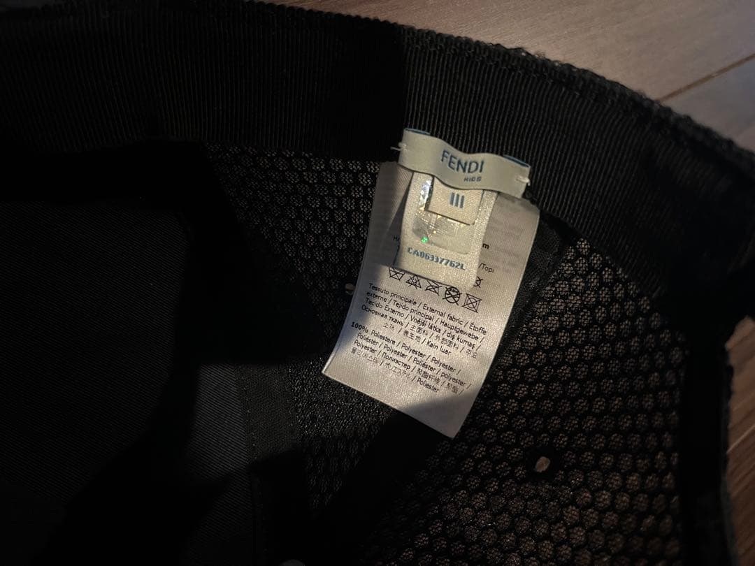 フェンディ　キャップ　キッズサイズ小さめボーイズ