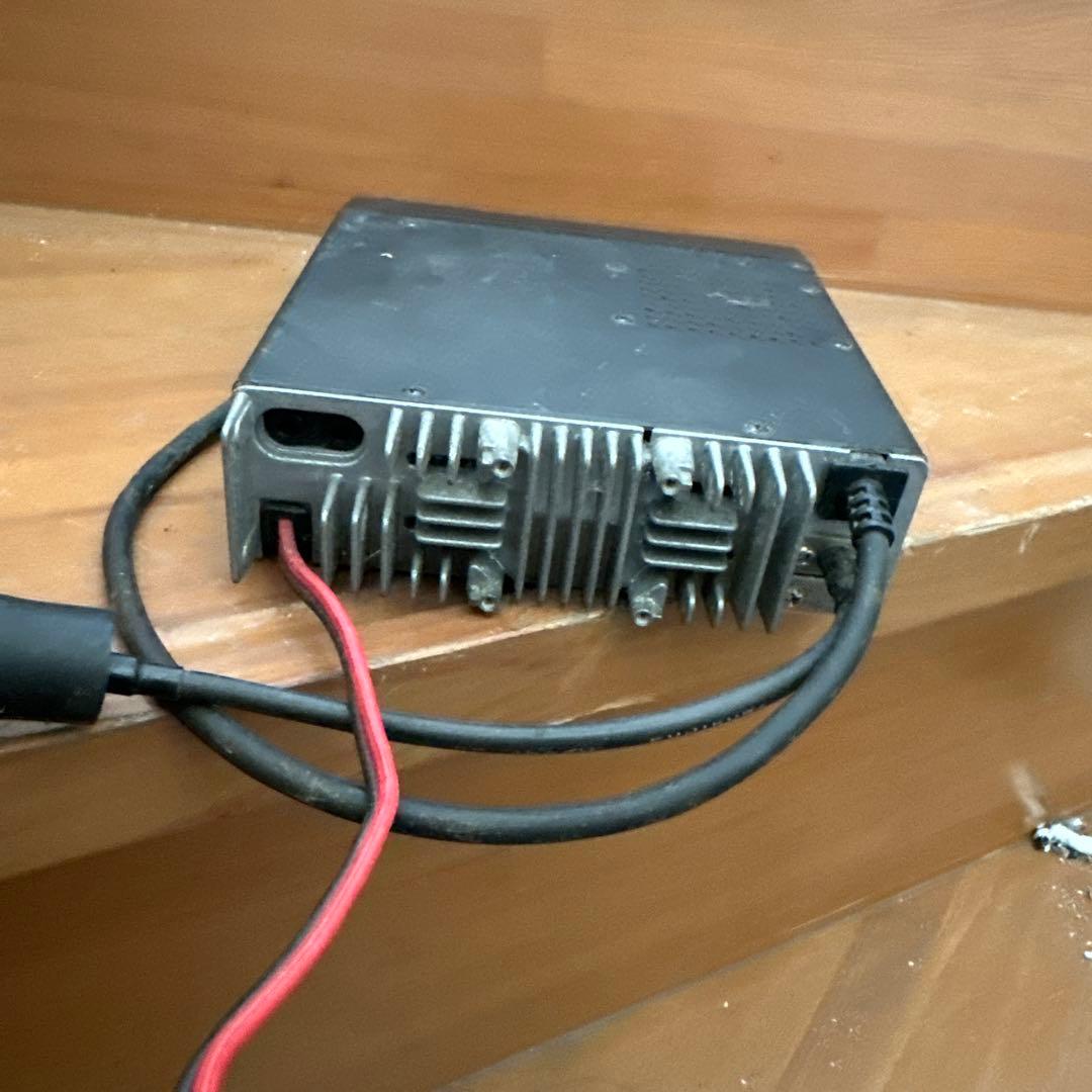 IC-2340 デュアルバンドトランシーバー