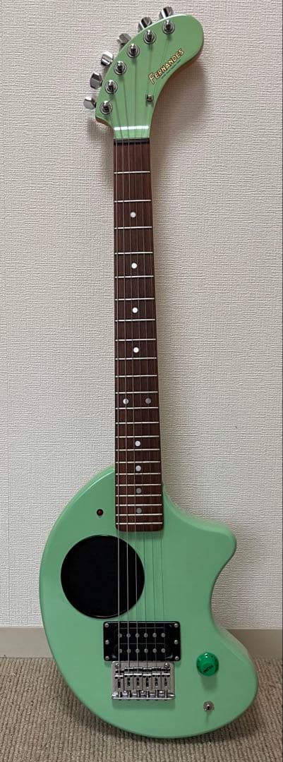 FERNANDES フェルナンデス ZO-3 アンプ内蔵タイプ エレキギター
