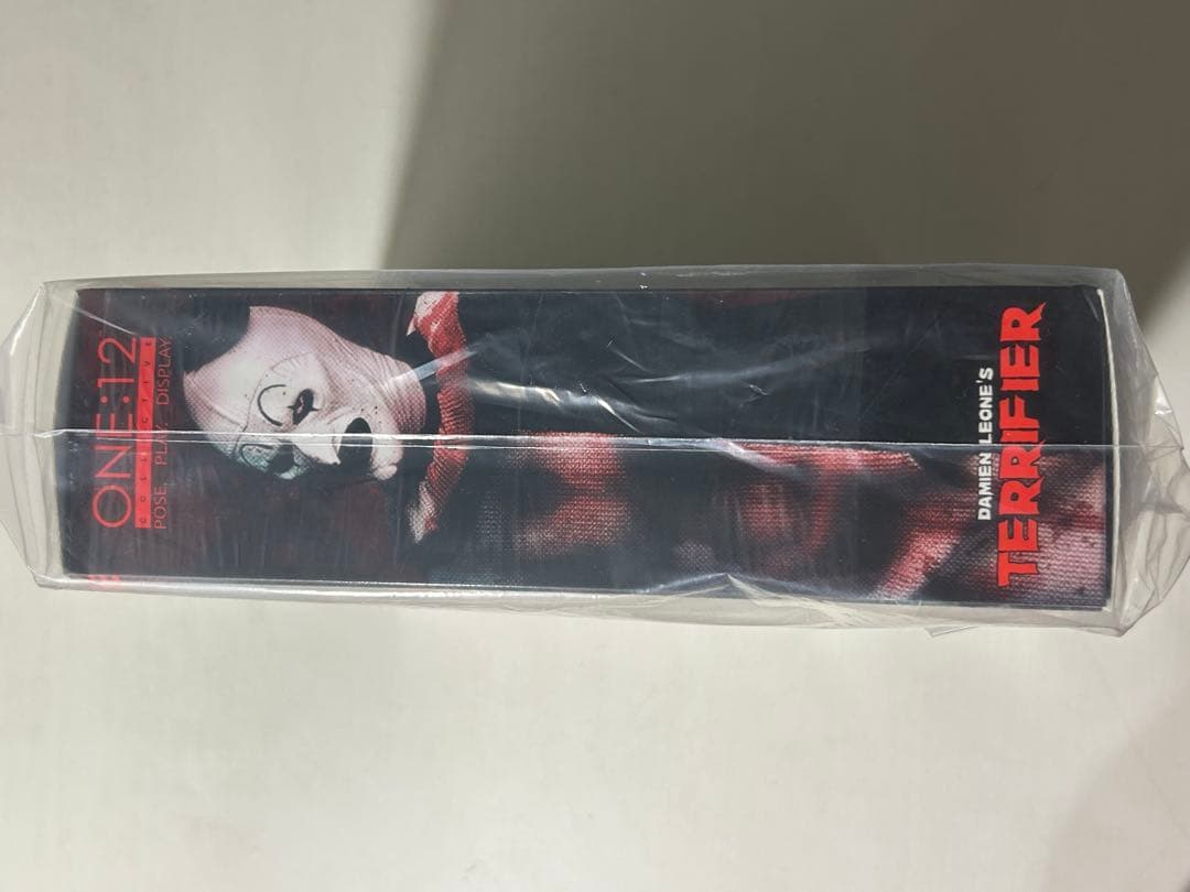 メズコ ワン12テリファーアート・ザ・クラウン 1/12 アクションフィギュア