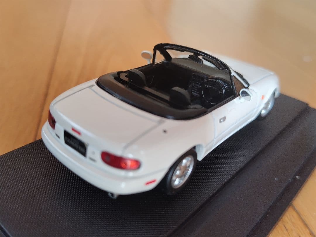EBBRO「EUNOS ROADSTER」