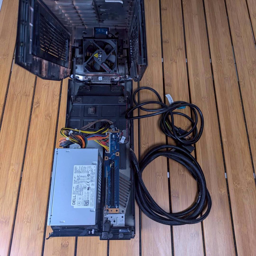 その他 Alienware Graphics Amplifier