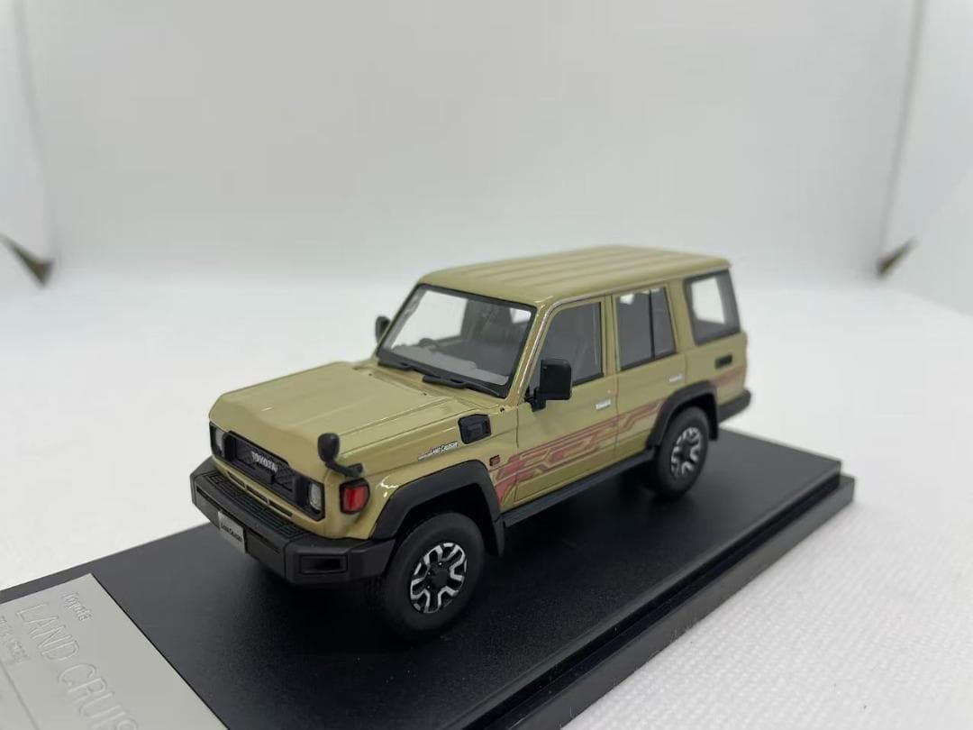 402-646 Hi-Story 1/43 トヨタ ランドクルーザー 70 AX