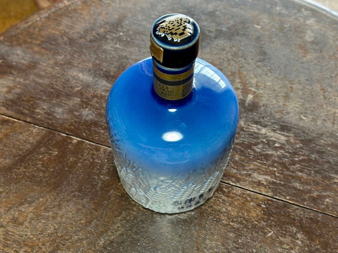 【 非売品　レア　空瓶　有田焼 】サントリー 感謝百年 記念有田焼ボトル　空瓶