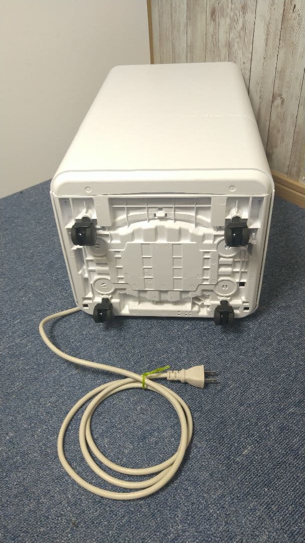 美品アイリスオーヤマ コンパクトクーラーICA-0301G IRIS OYAMA