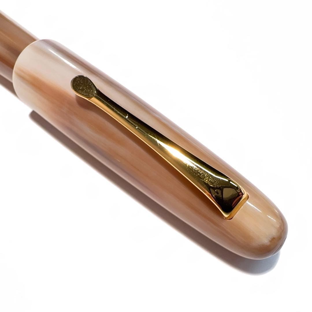 【稀少品】■天然素材 水牛角軸 万年筆 B 太字 Jowoペン先 新品■