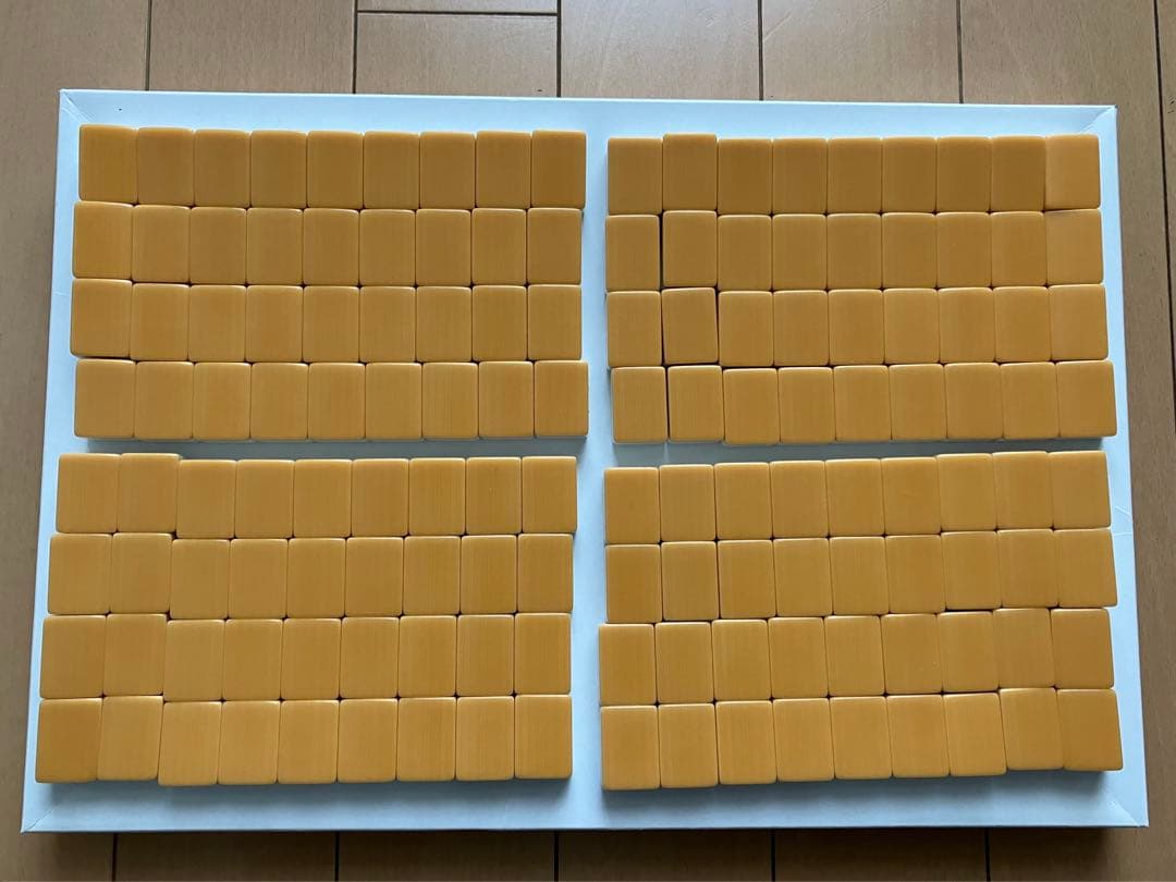 任天堂　麻雀牌セット（重量牌）　茶色ケース付き