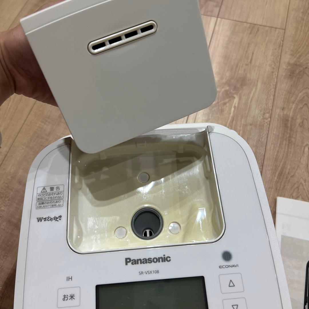 Panasonic炊飯器　SR-VSX108 ホワイト