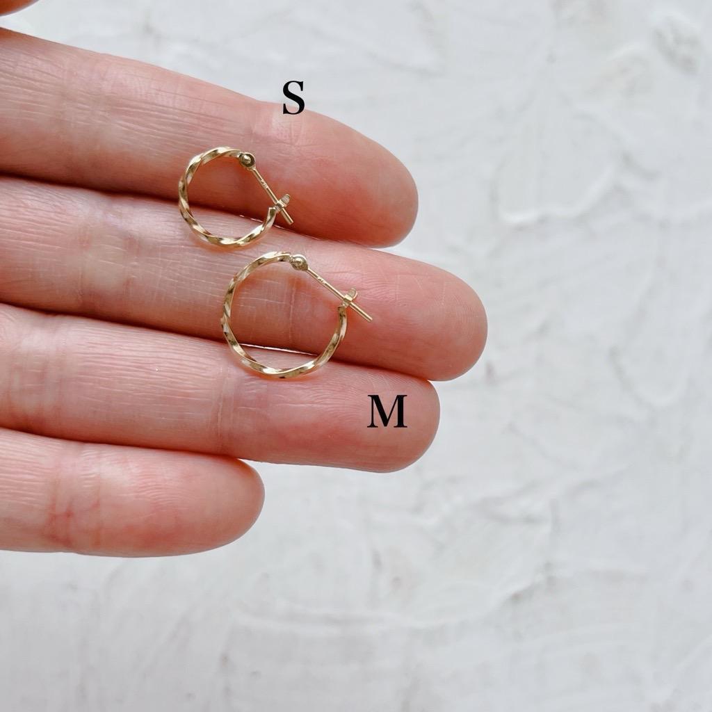 18k フープピアス フープ ピアス ゴールド 18金 k18 ツイスト 刻印